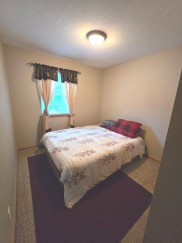 727 Markle Avenue, Elkhart, IN 46517