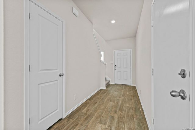 213 Scott Square, San Antonio, TX 78245