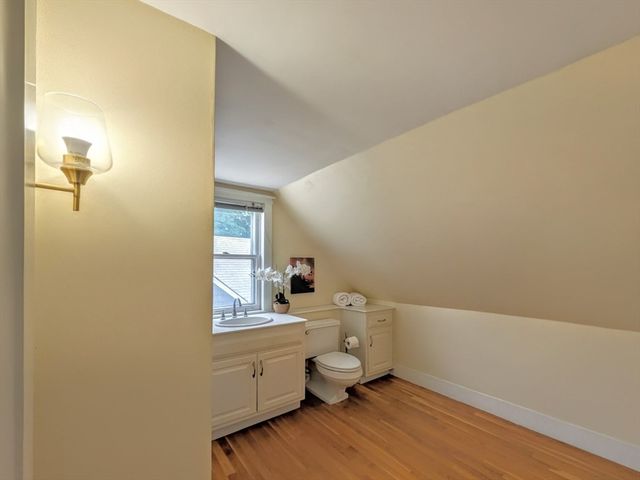 99 North St, Randolph, MA 02368