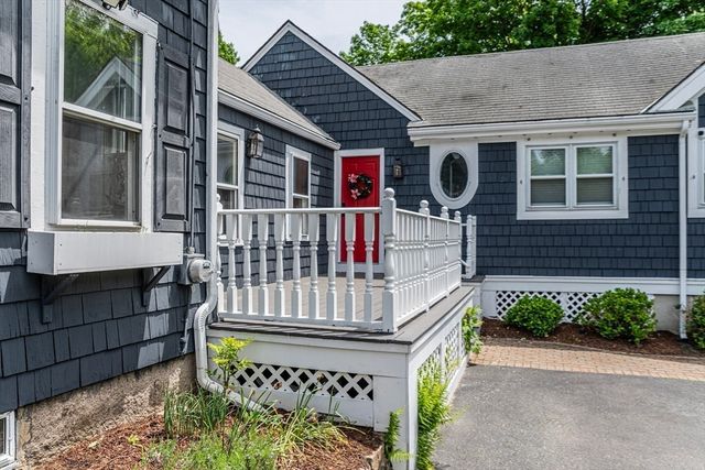 99 North St, Randolph, MA 02368