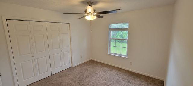176 Brooke Castle Dr, Hermitage, TN 37076