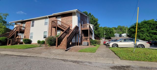 176 Brooke Castle Dr, Hermitage, TN 37076