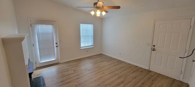 176 Brooke Castle Dr, Hermitage, TN 37076