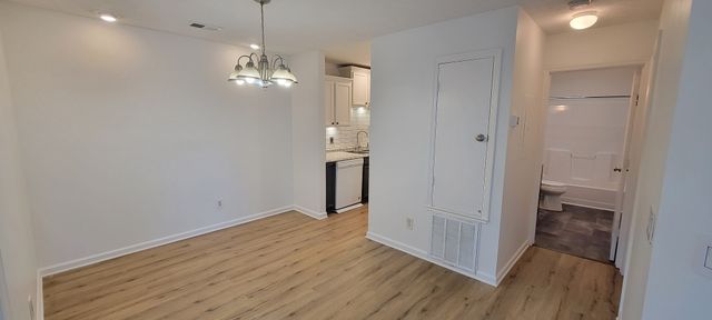 176 Brooke Castle Dr, Hermitage, TN 37076