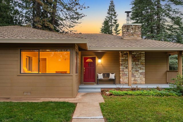 2740 Mace Rd, Camino, CA 95709