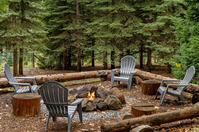 2740 Mace Rd, Camino, CA 95709