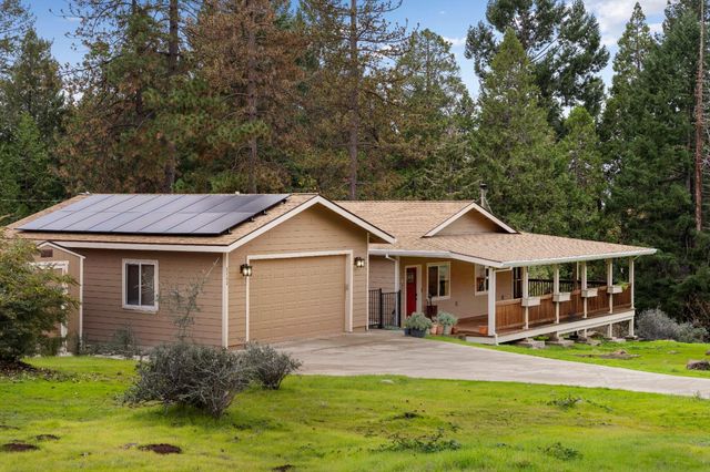 2740 Mace Rd, Camino, CA 95709