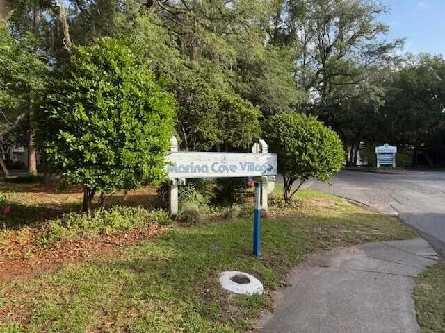 30 Marina Cove Drive, Niceville, FL 32578