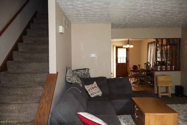 7744 Brookwood Drive NE, Warren, OH 44484