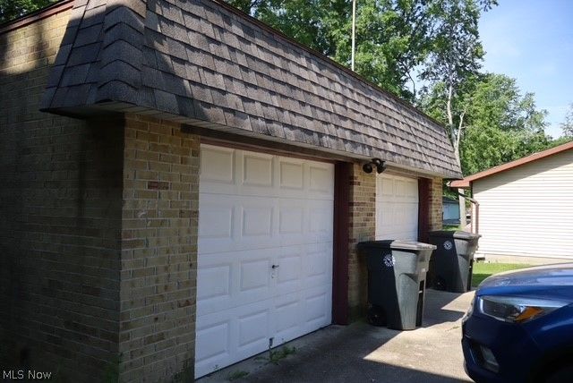 7744 Brookwood Drive NE, Warren, OH 44484