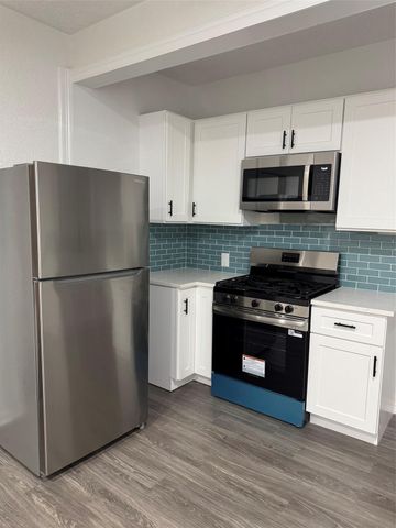 3417 Wisconsin Street B, Baytown, TX 77520