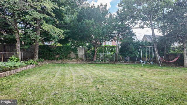 674 MEETINGHOUSE RD, Elkins Park, PA 19027