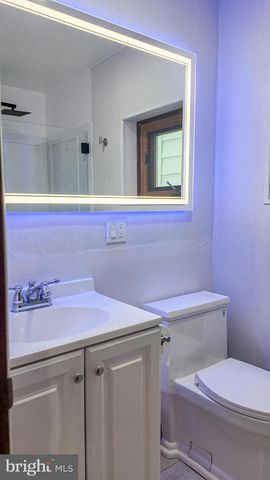 674 MEETINGHOUSE RD, Elkins Park, PA 19027