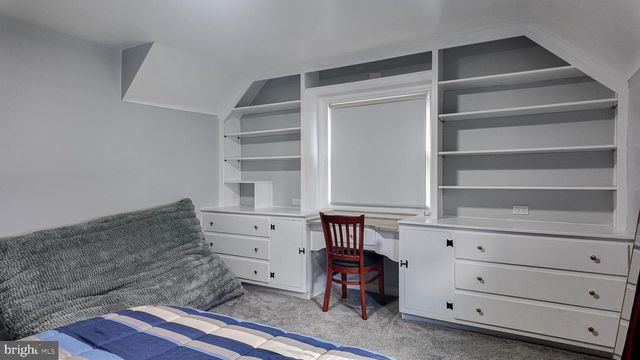 674 MEETINGHOUSE RD, Elkins Park, PA 19027