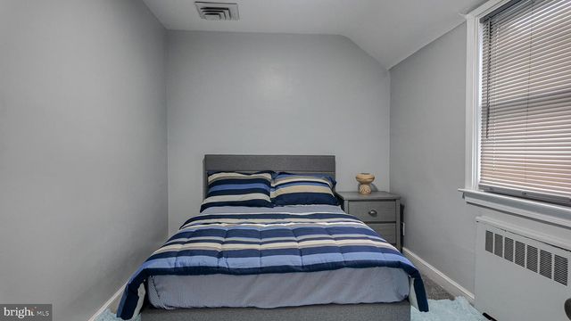 674 MEETINGHOUSE RD, Elkins Park, PA 19027