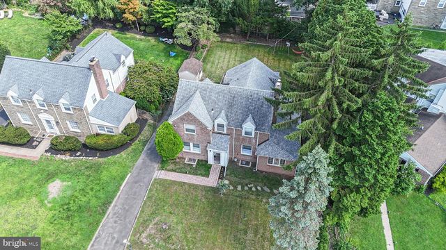 674 MEETINGHOUSE RD, Elkins Park, PA 19027