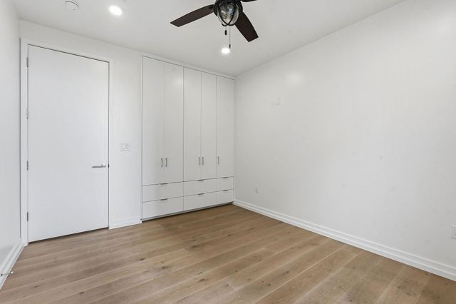 1010 W 10th ST 203, Austin, TX 78703