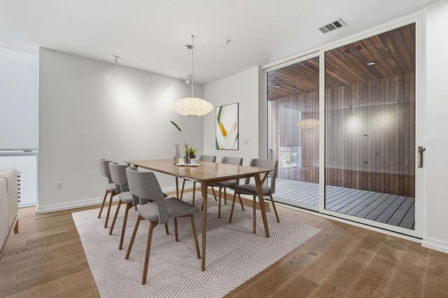 1010 W 10th ST 203, Austin, TX 78703