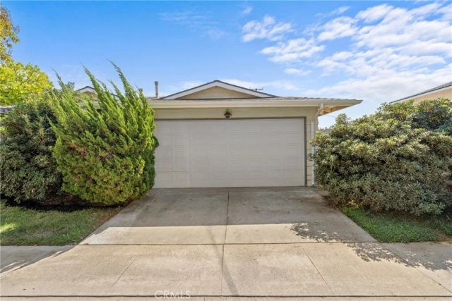 2040 W Embassy Ave, Anaheim, CA 92804