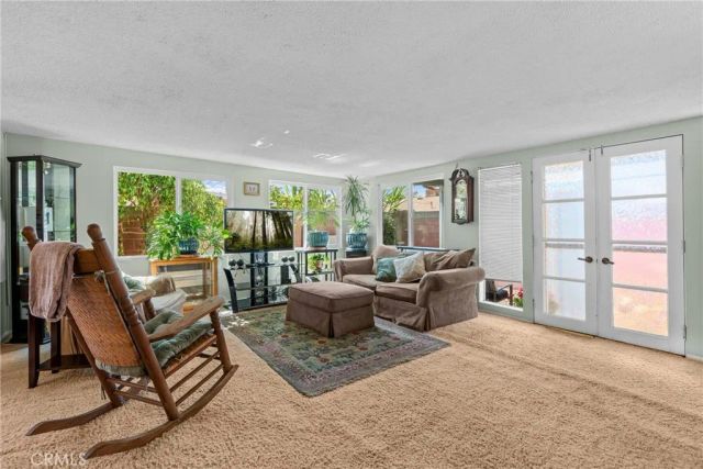 2040 W Embassy Ave, Anaheim, CA 92804