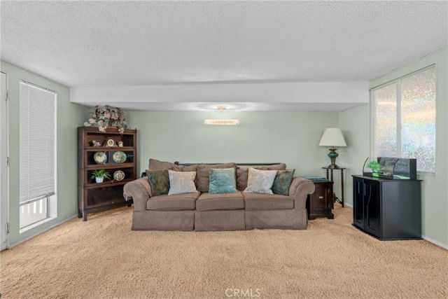 2040 W Embassy Ave, Anaheim, CA 92804