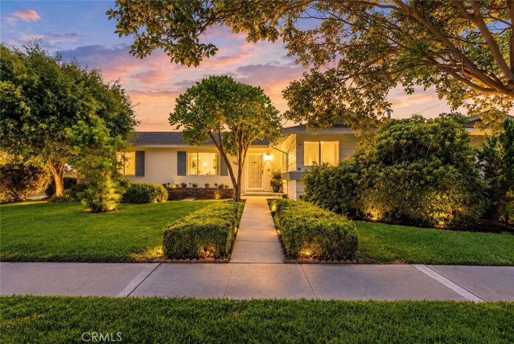 2040 W Embassy Ave, Anaheim, CA 92804