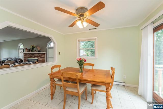 1 James Drive, Mount Arlington Boro, NJ 07856