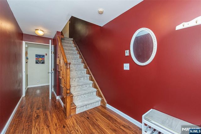 1 James Drive, Mount Arlington Boro, NJ 07856