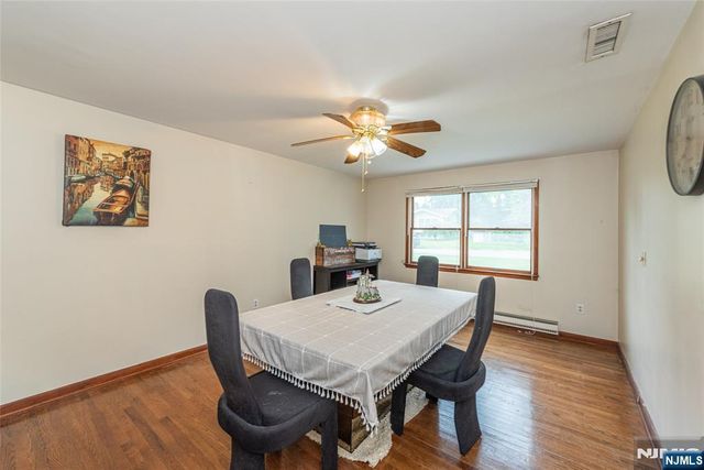 1 James Drive, Mount Arlington Boro, NJ 07856
