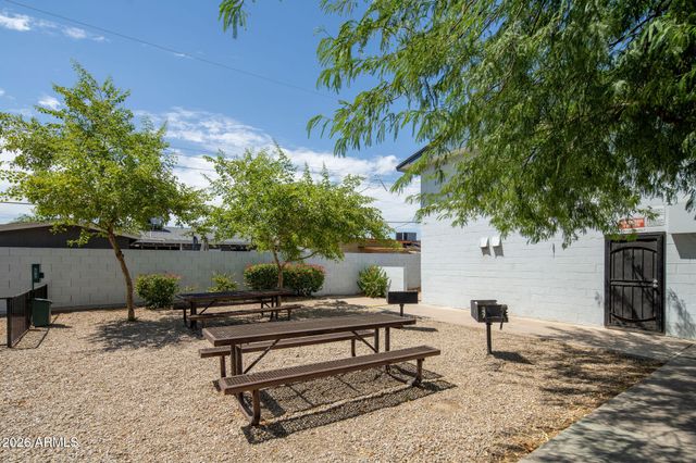 1412 N 35th Street, Phoenix, AZ 85008
