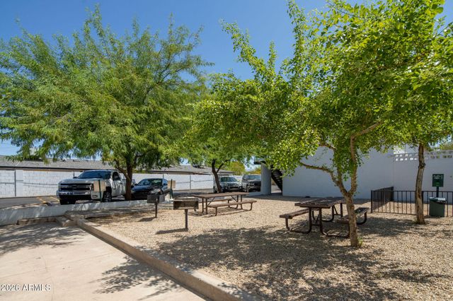 1412 N 35th Street, Phoenix, AZ 85008