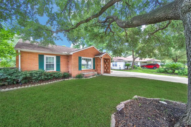 1607 Libbey Drive, Houston, TX 77018