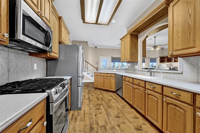 13514 Jbk Memorial Drive, Willis, TX 77318