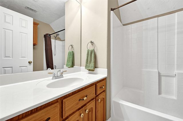 13514 Jbk Memorial Drive, Willis, TX 77318