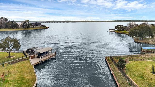 13514 Jbk Memorial Drive, Willis, TX 77318