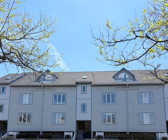 113 LAREINE AVENUE UNIT 301 301, Bradley Beach Boro, NJ 07720