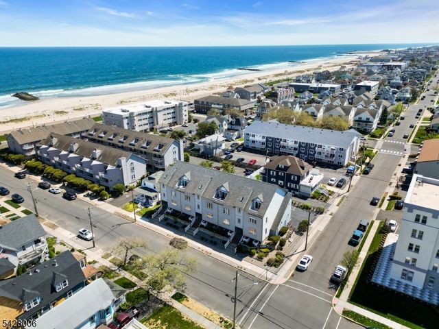 113 LAREINE AVENUE UNIT 301 301, Bradley Beach Boro, NJ 07720