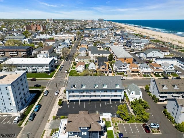 113 LAREINE AVENUE UNIT 301 301, Bradley Beach Boro, NJ 07720
