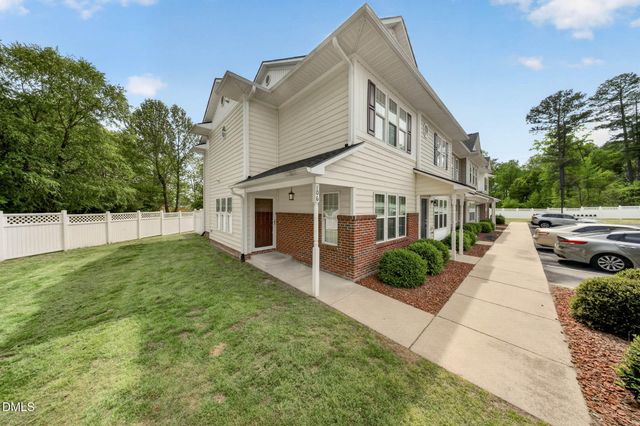 705 Glen Road Apt 106, Garner, NC 27529