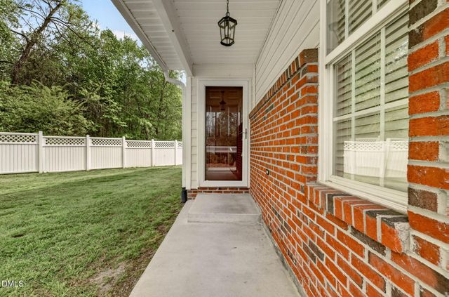 705 Glen Road Apt 106, Garner, NC 27529