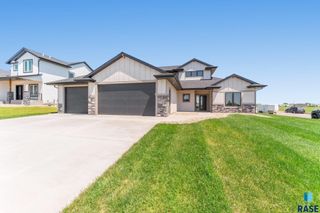 2700 Sylvan Cir N, Tea, SD 57064