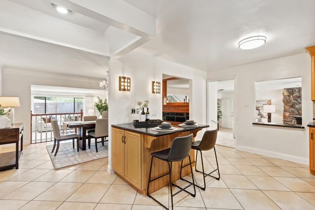 6030 Palm Dr, Carmichael, CA 95608