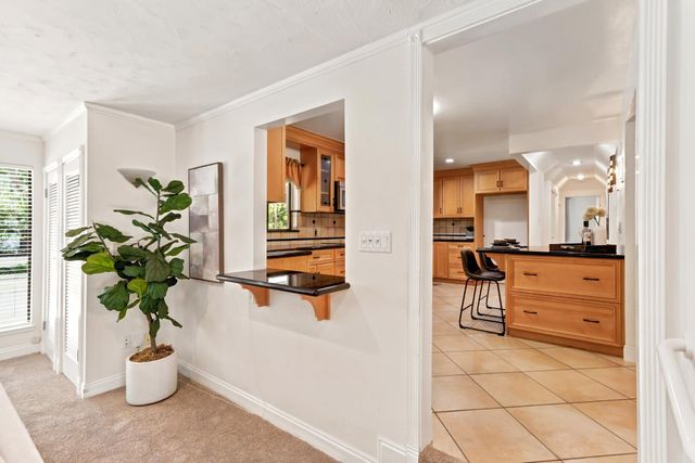 6030 Palm Dr, Carmichael, CA 95608