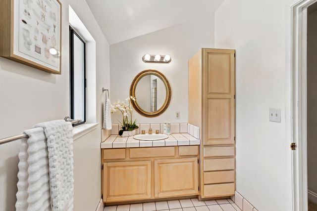 6030 Palm Dr, Carmichael, CA 95608