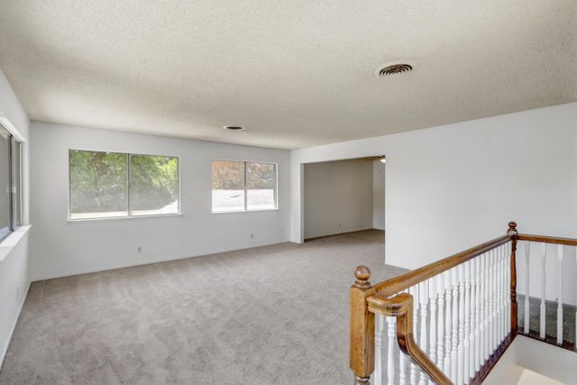 6030 Palm Dr, Carmichael, CA 95608