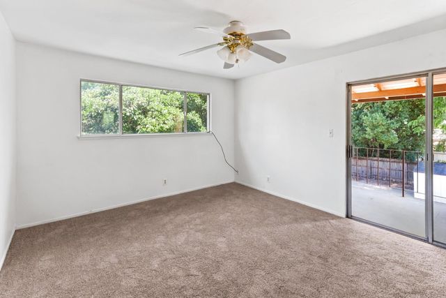 6030 Palm Dr, Carmichael, CA 95608