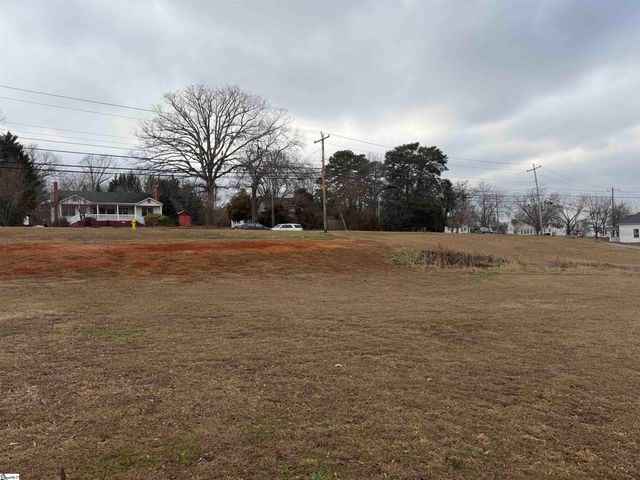 714 N Main Street, Greer, SC 29651