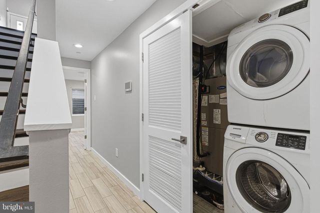 711 W MONTGOMERY AVE, Philadelphia, PA 19122