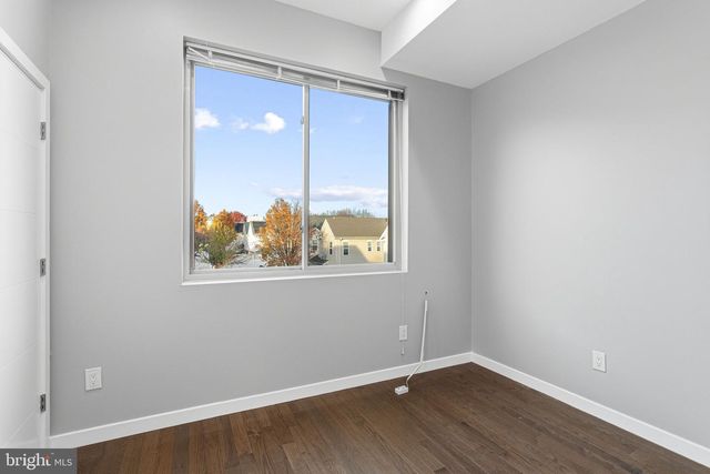 711 W MONTGOMERY AVE, Philadelphia, PA 19122