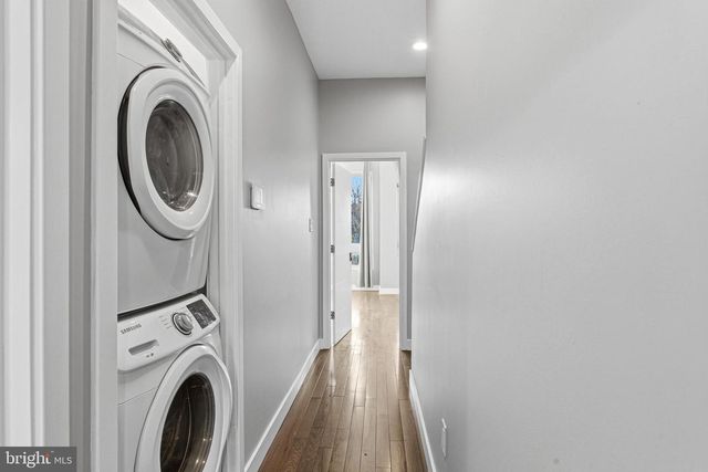 711 W MONTGOMERY AVE, Philadelphia, PA 19122